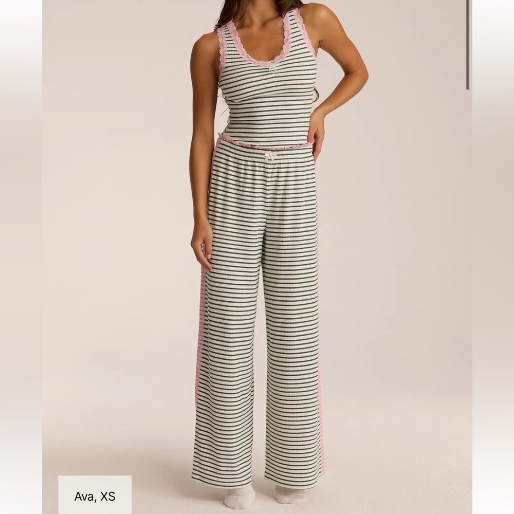 Lounge Breakfast Club Pajama Set